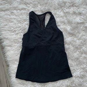 Lululemon tank size 2